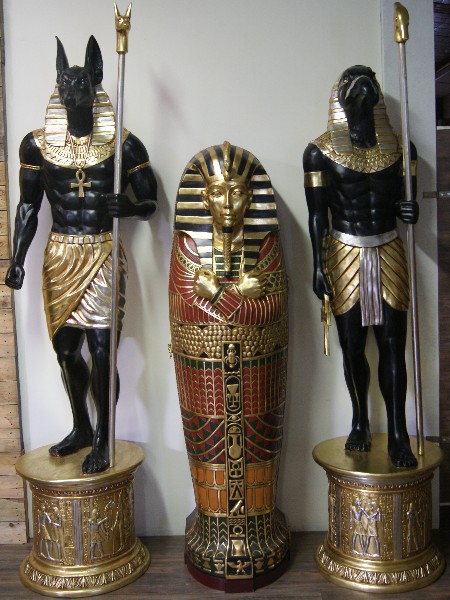 Egypte statues décor palais Egyptien Cleopatre